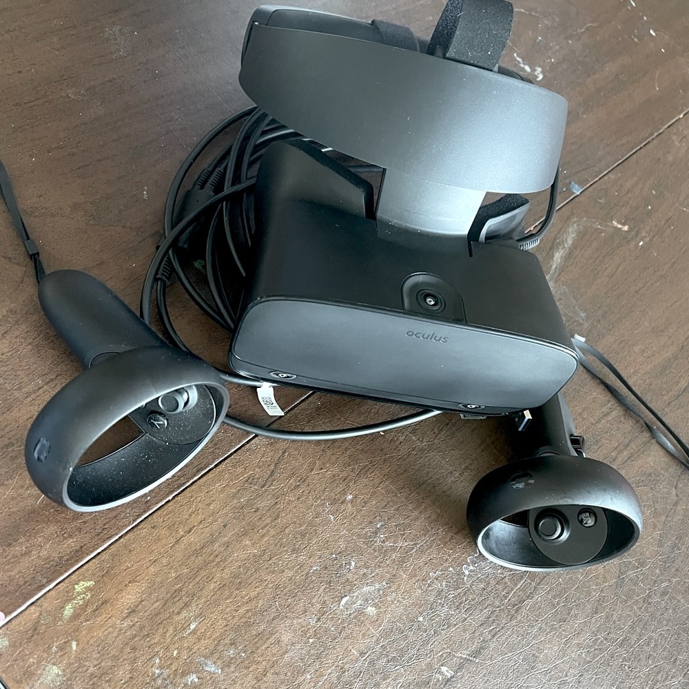 Oculus Rift S VR Headset